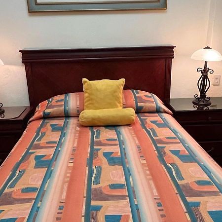 Hotel Antigua Casa De Piedra Альенде Экстерьер фото