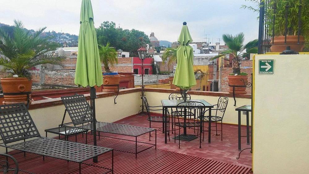 Hotel Antigua Casa De Piedra Альенде Экстерьер фото