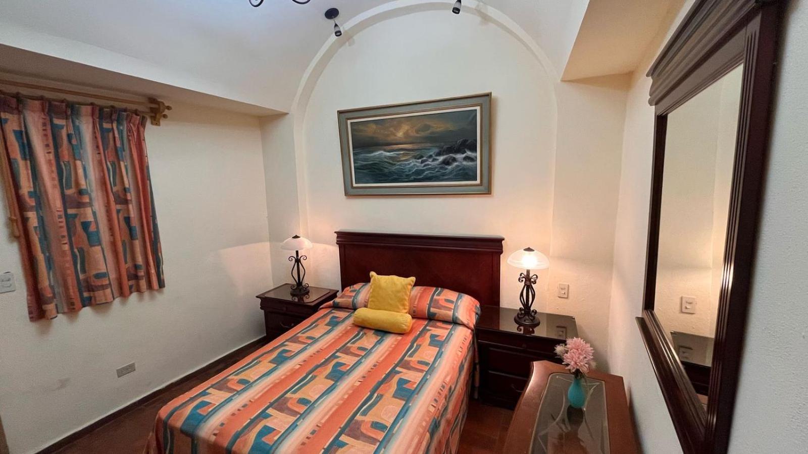Hotel Antigua Casa De Piedra Альенде Экстерьер фото